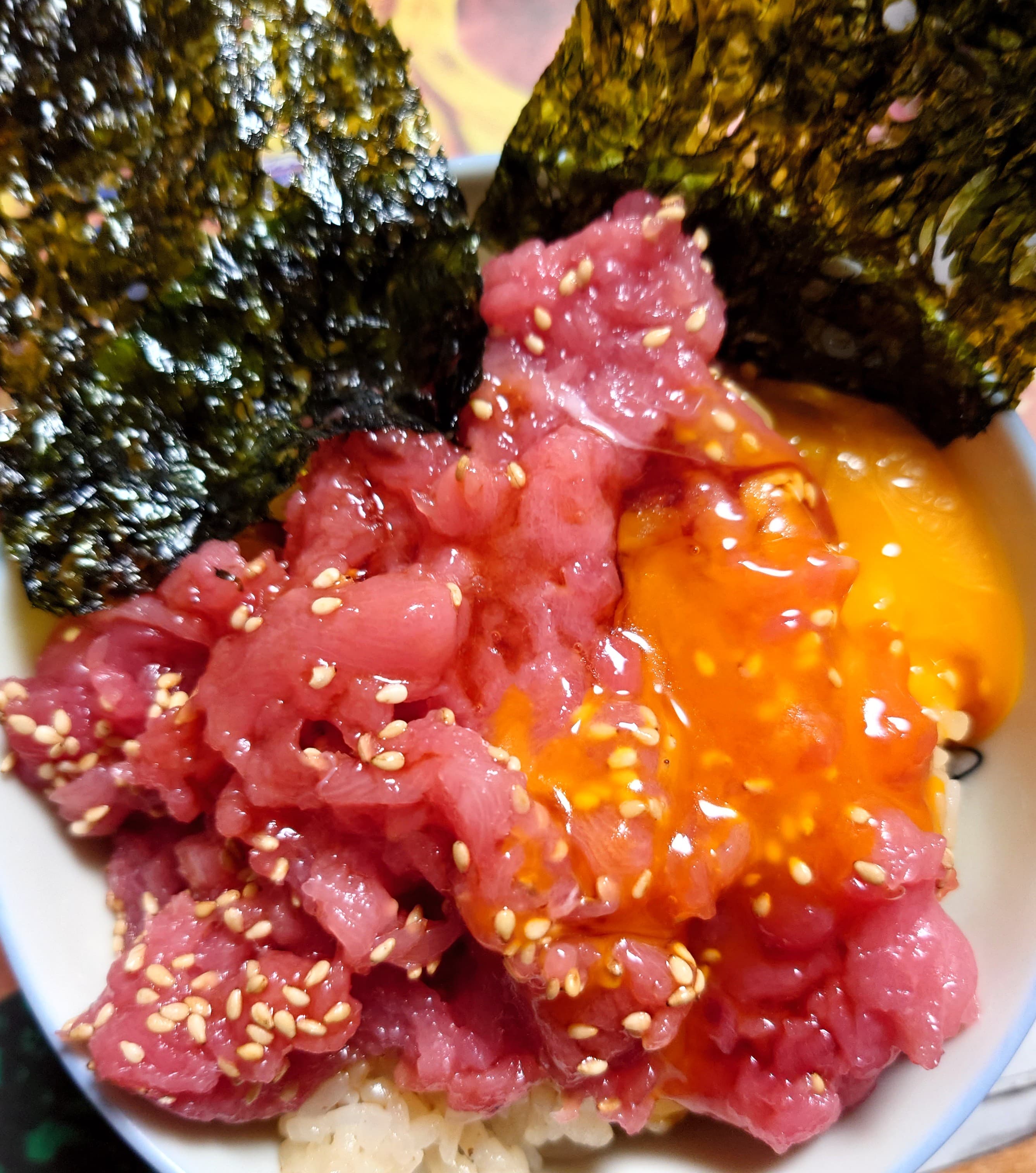マグロのスキ身丼with韓国のり